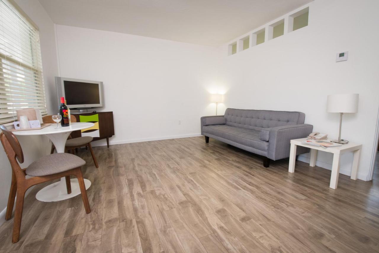 Regency Inn & Suites Sarasota Dış mekan fotoğraf
