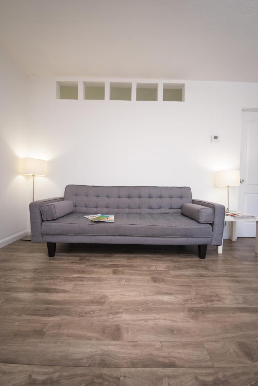 Regency Inn & Suites Sarasota Dış mekan fotoğraf